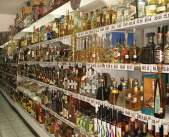 Leyva's Liquors